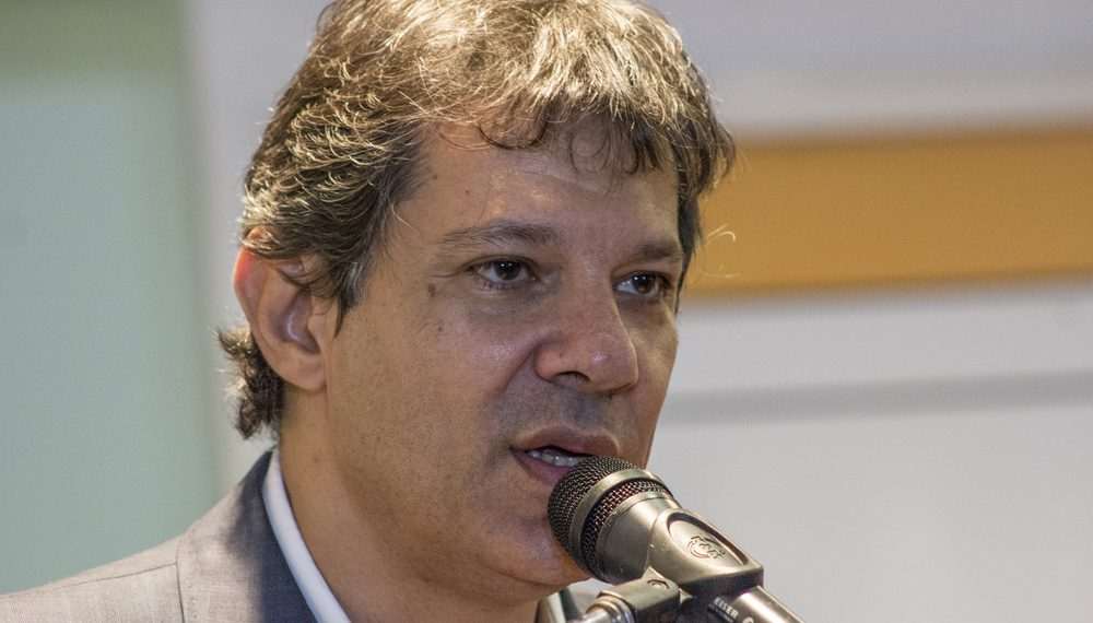 Anúncio de programa automotivo deverá ser feito ainda hoje, afirma Haddad