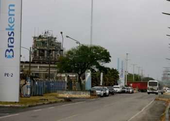 J&F oferece R$ 10 bilhões à vista pela Braskem