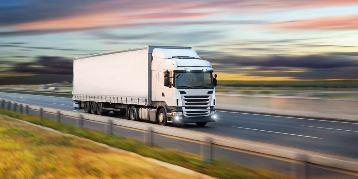 Roubos e furtos de caminhões crescem 22,5% no Brasil em 2023