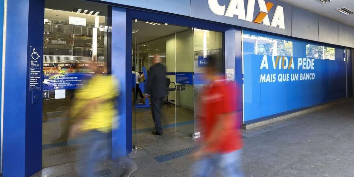 Caixa vai crescer cerca de 50 ou 60 agências físicas, diz presidente do banco