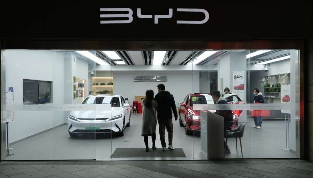 BYD anuncia investimentos de R$ 3 bilhões na produção de carros elétricos na Bahia