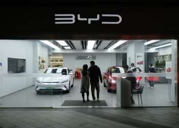 BYD anuncia investimentos de R$ 3 bilhões na produção de carros elétricos na Bahia