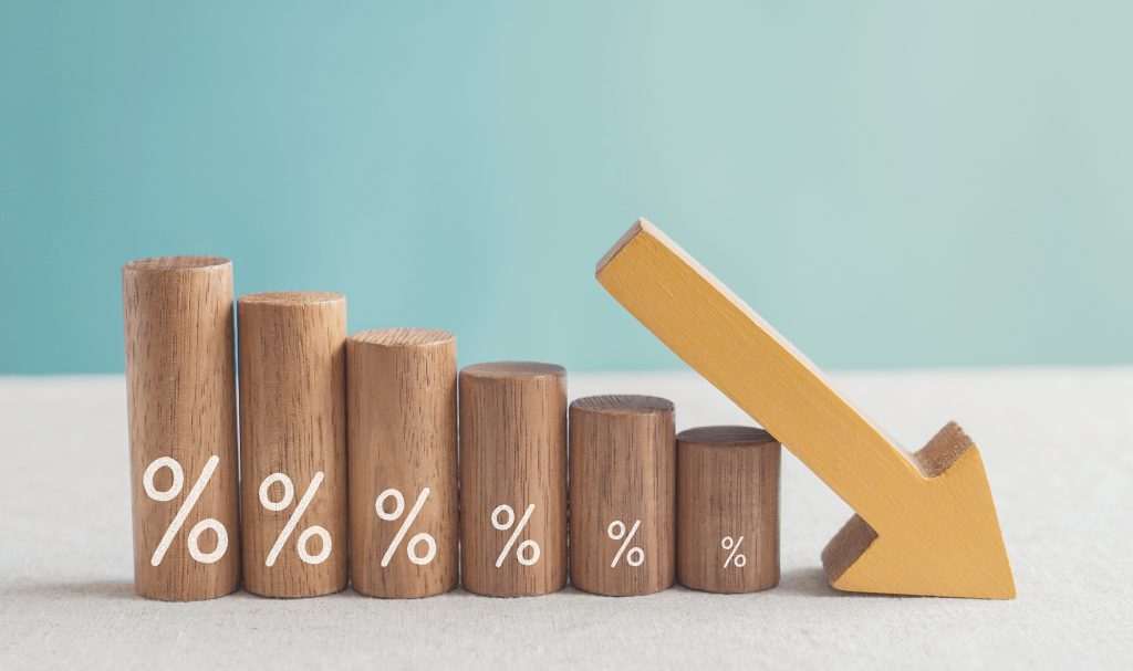 Bancos só veem queda de juros no ano que vem