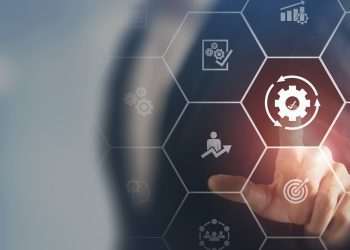 Eficiência exponencial: quando escala e operações otimizadas se encontram