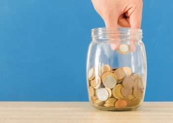 Previdência privada cresce 2,9% no 1º semestre, e arrecada R$ 77,4 bi, aponta Fenaprevi