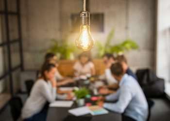 Vivo faz parceria com a Endeavor para se aproximar de profissionais de startups