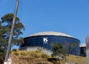 Governo de SP muda governança da Sabesp para fortalecer privatização