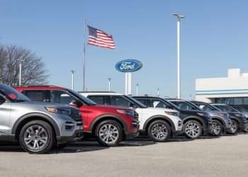 Ford lança nova estratégia para carros elétricos para garantir lucro e eficiência do negócio