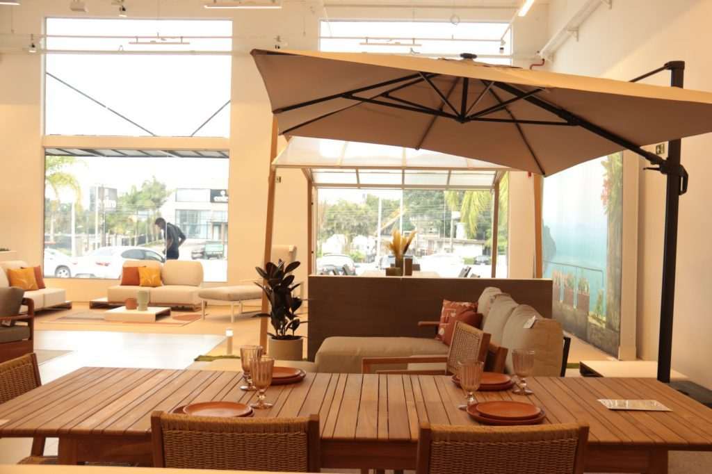 Leroy Merlin inaugura primeira loja Naterial no Brasil, em Florianópolis