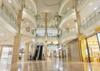 Nos EUA, consumidores estão mais exigentes este ano e menos propensos a gastar