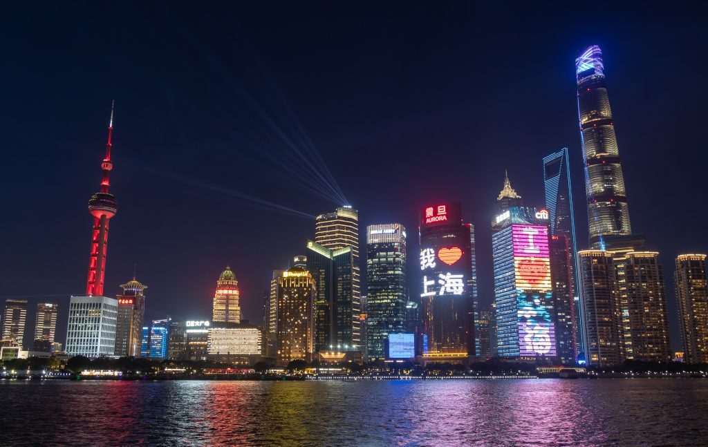 Cidades da China flexibilizam regras para aquisição de imóveis para impulsionar setor