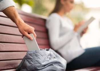 Com 1,2 milhão de seguros vendidos, Zurich renova acordo com a Fast Shop por 6 meses