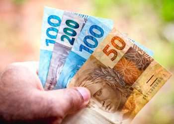 Grandes bancos entram de vez no consignado privado; veja como aproveitar