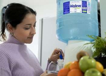 Bioleve aprimora rastreabilidade de seus galões de água com novo rótulo