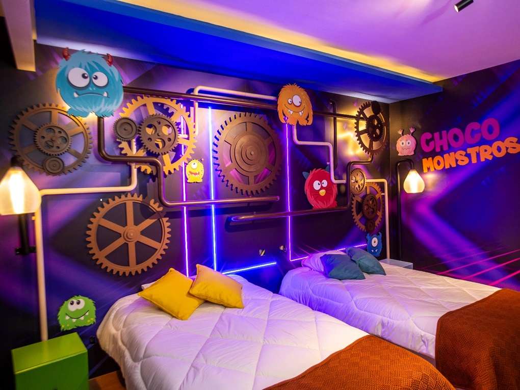 Muito além do chocolate: tudo sobre a jornada da Cacau Show em licenciamento, entretenimento e hotelaria