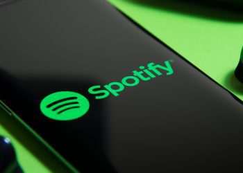 Spotify anuncia corte de 17% do pessoal, na tentativa de gerar lucro mais rápido