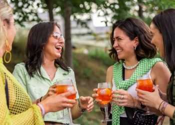 Público encara filas por "mimos" de marcas no show Primavera Sound