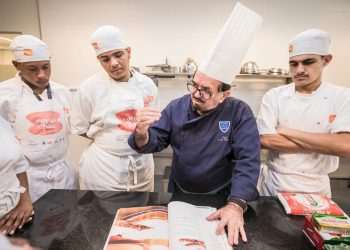 Fundação Bunge oferece capacitação em panificação para moradores de periferias