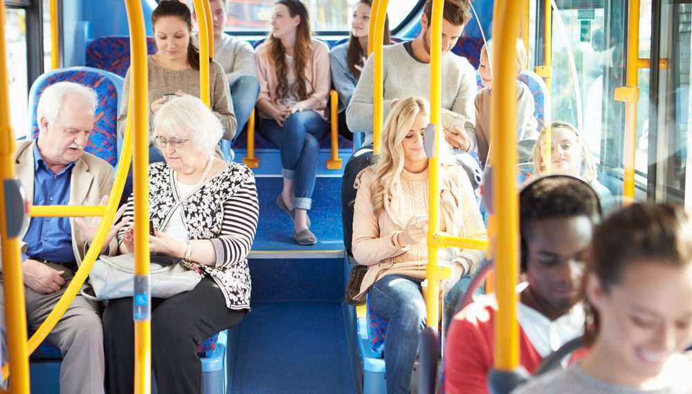 Transporte de passageiros sobe 0,7% em outubro ante setembro, mas está 23,4% abaixo do pico