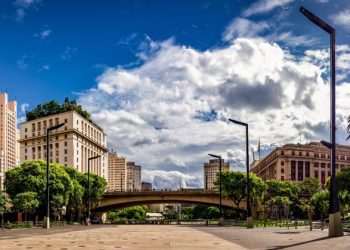 Claro parabeniza São Paulo e celebra parceria com Vale do Anhangabaú