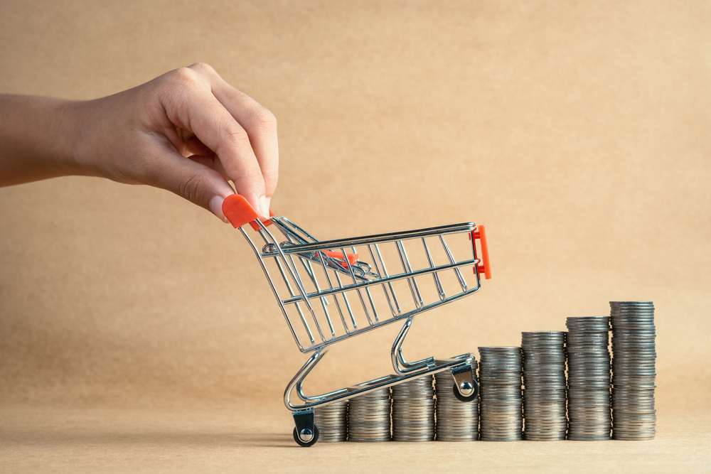 Varejo físico registra crescimento 3,8% em 2023, aponta Serasa Experian