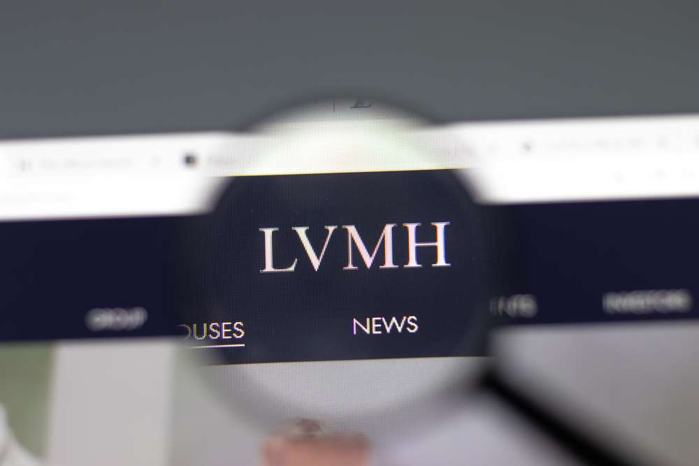 LVMH anuncia investimento na italiana Moncler e garante posição no conselho de investidores