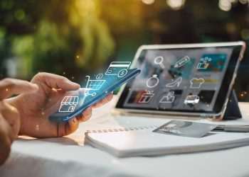 Entre os brasileiros com acesso à internet, 85% já fizeram compras online