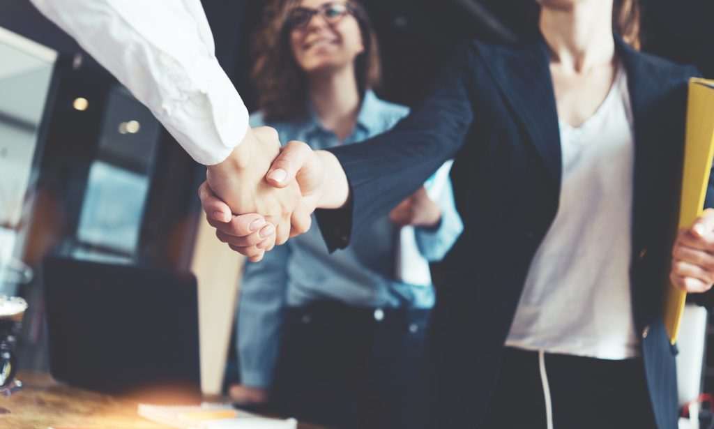 Fusões e aquisições caem 13% em 2023 no Brasil