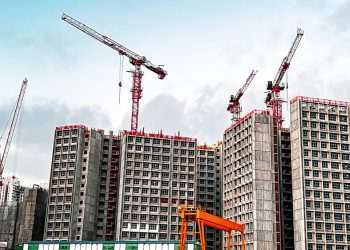 Mercado imobiliário nacional tem queda de lançamentos e vendas em 2023