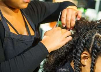 Setor de serviços avança 2,3% em 2023, revela o IBGE