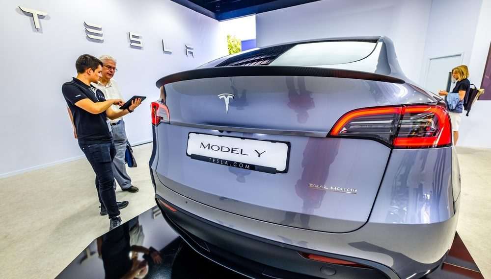Com concorrência acirrada na China, Tesla oferece descontos em alguns carros Model Y
