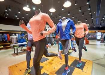 Consumidores brasileiros preferem lojas virtuais para comprar produtos esportivos