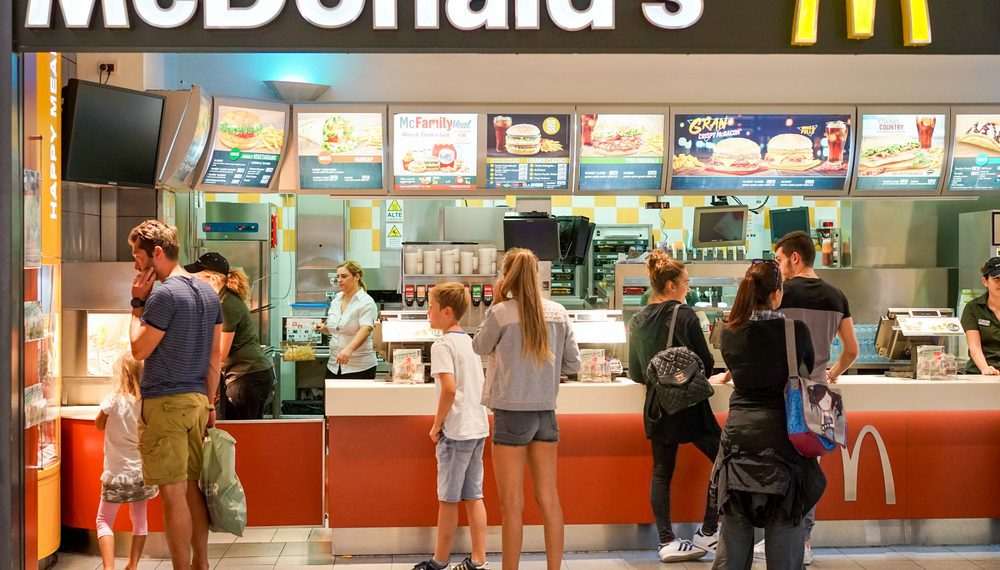 McDonald’s lidera ranking de marcas de fast-food mais consumidas do Brasil