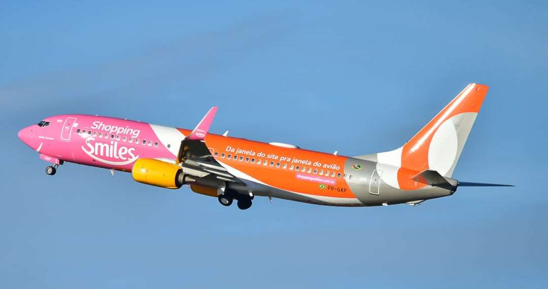 Smiles repagina seu marketplace e apresenta novo avião com pintura customizada