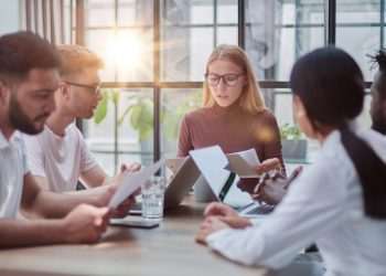 Efeito Dunning-Kruger: obstáculo à liderança eficaz na era atual