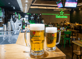 Heineken anuncia ampliação de presença em aeroportos com bar conceito