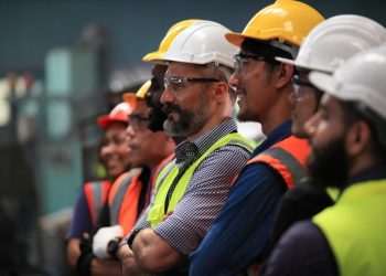 Empresas criticam suspensão da desoneração da folha de pagamentos