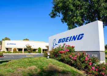 Boeing realiza emissões de bonds em meio a dificuldades no segmento de aviões comerciais