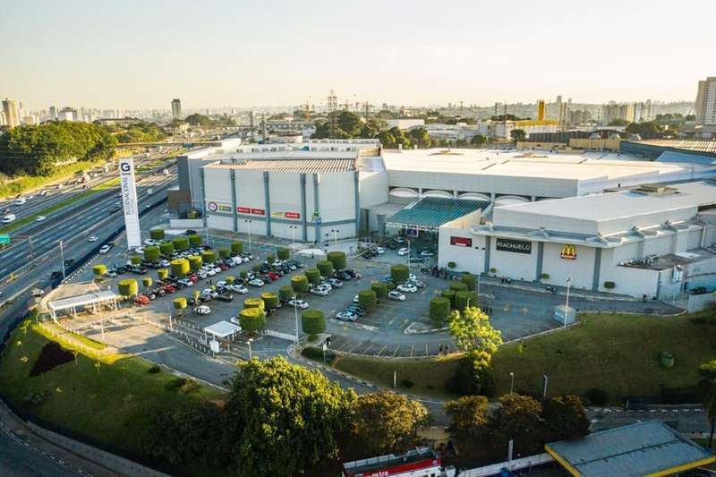 Gerando Falcões inaugura loja itinerante do Bazar Social em Guarulhos