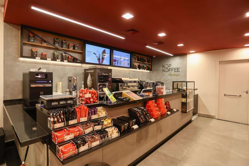 Kopenhagen reabre as portas da loja na rua Oscar Freire