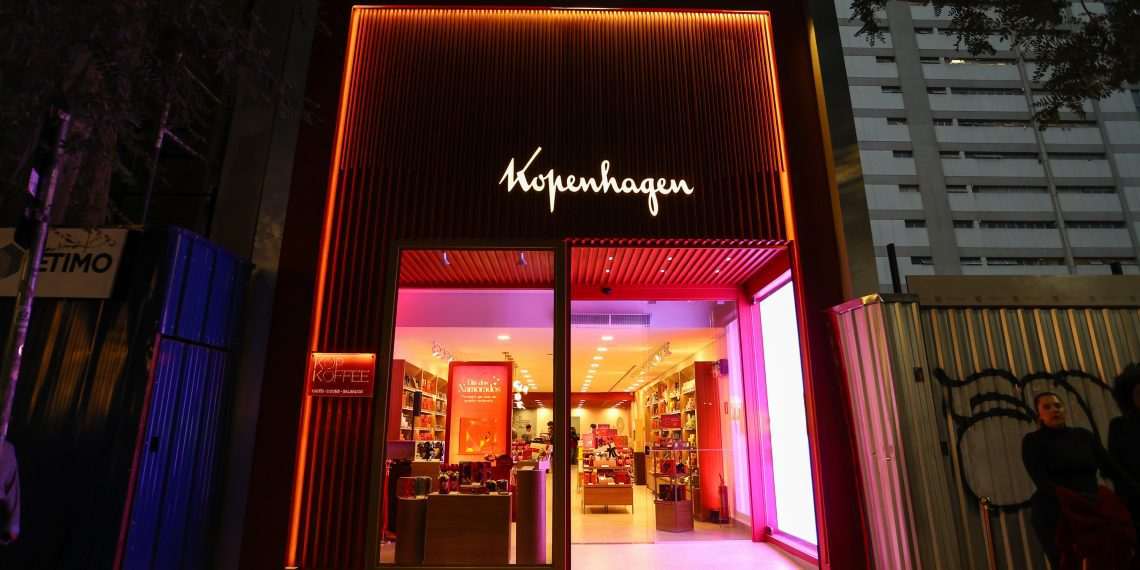 Kopenhagen reabre as portas da loja na rua Oscar Freire