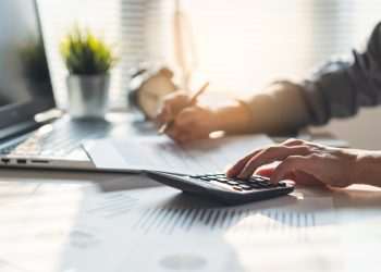 Governo limitará uso de créditos de PIS/Cofins para compensar desoneração da folha