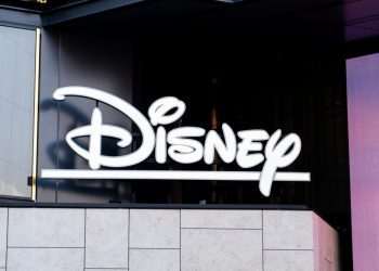 Disney encerra disputa judicial com a Flórida e deve investir até US$ 17 bilhões no Estado