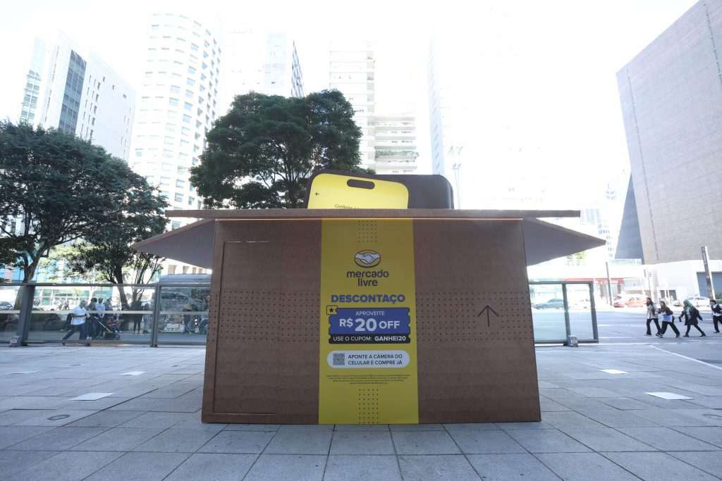 Consumidores esperam promoções para concluir compras de produtos abandonados