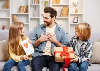 Dia dos Pais deve movimentar R$ 7,7 bilhões em 2024, aponta CNC