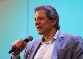 Legalizadas no governo Temer, Haddad diz que governo atual está pondo bets em ordem