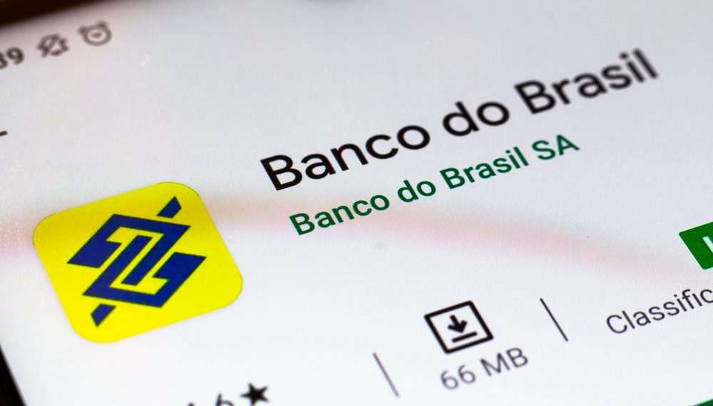 BB e Itaú afirmam que canais digitais funcionam normalmente em meio a apagão