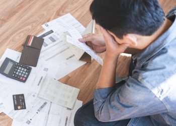 Endividamento das famílias fica estável em junho, diz CNC