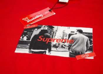 Dona de Ray-Ban e Oakley compra grife de streetwear Supreme por US$ 1,5 bilhão