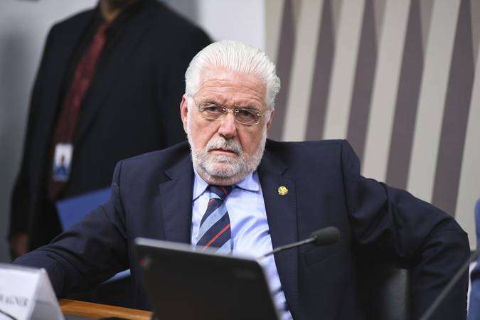 Jaques Wagner diz que bateu martelo com Lula para manter CSLL fora do PL da desoneração